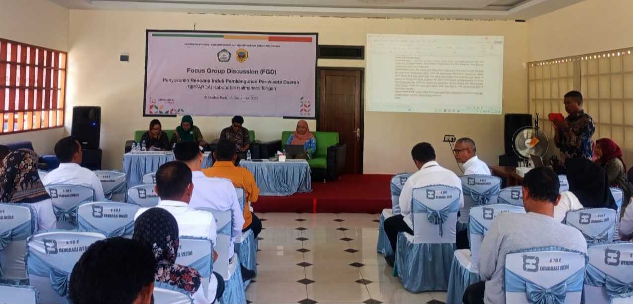 Dispar Halmahera Tengah dan Unkhair Susun Dokumen Kepariwisataan untuk 15 Tahun