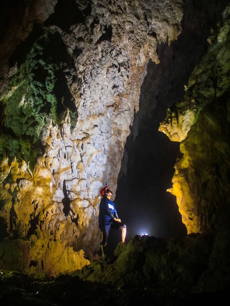 Visit Halmahera Tengah Goa Boki Maruru