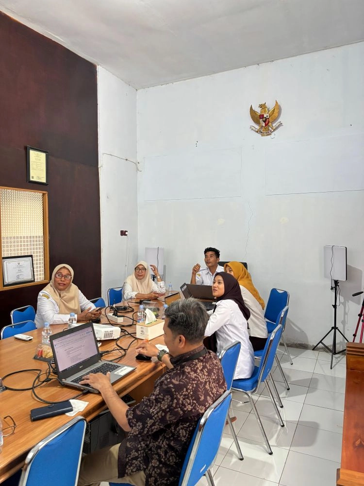 Pelatihan Pengolaan Website dan Penulisan Berita.